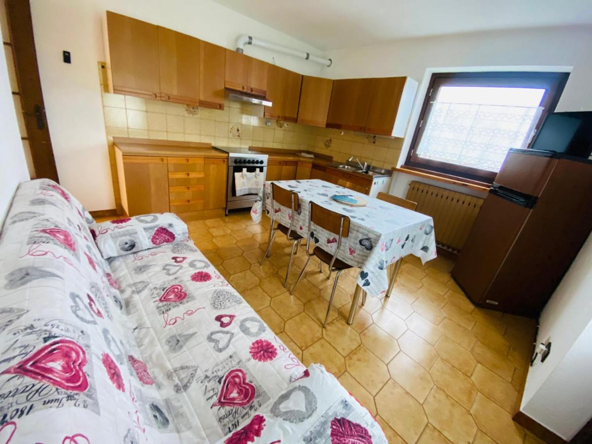 Le Cre Apartment Introd Bagian luar foto